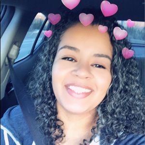 Meet your Posher, Phylicia